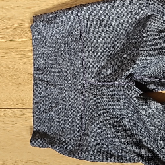 Lululemon leggings - Picture 5 of 6